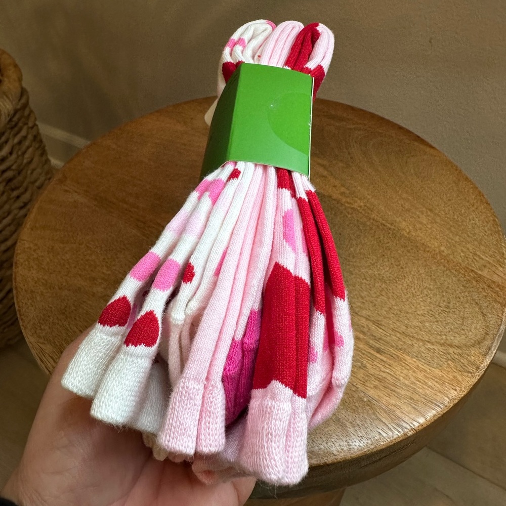 Kate Spade Valentine’s Day heart socks 3 pack crew one size pink red white - Picture 2 of 6